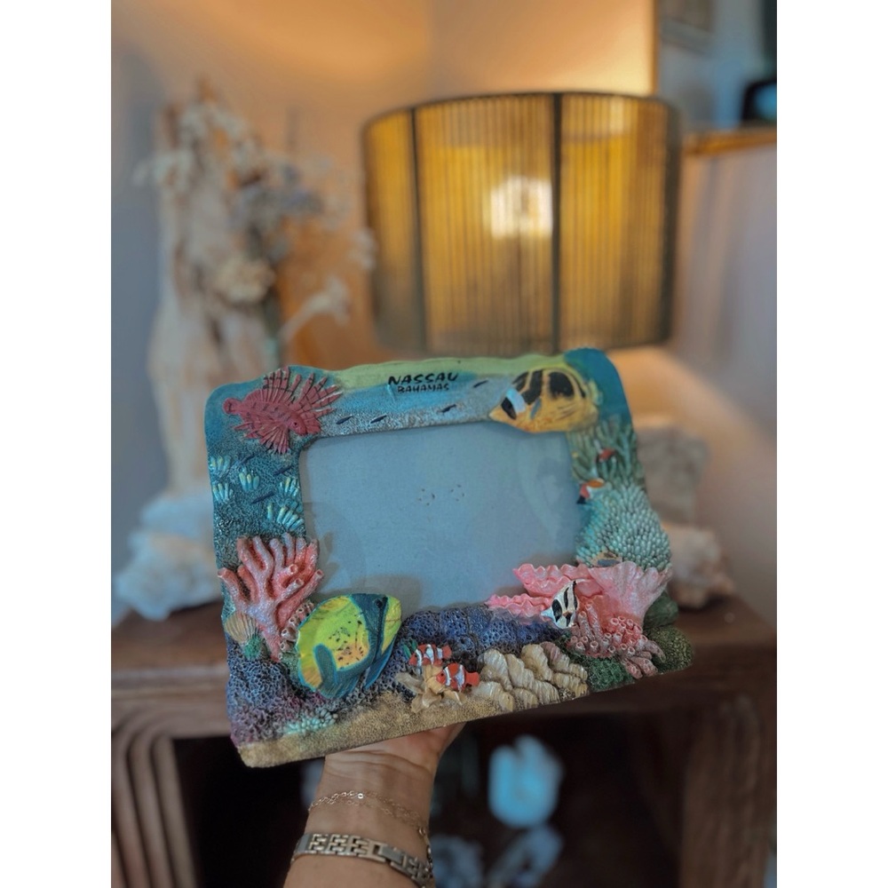 Vintage 3D Picture Frame